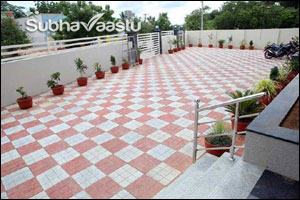 entire boundary cement flooring