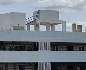 Apartment concrete water storage tank